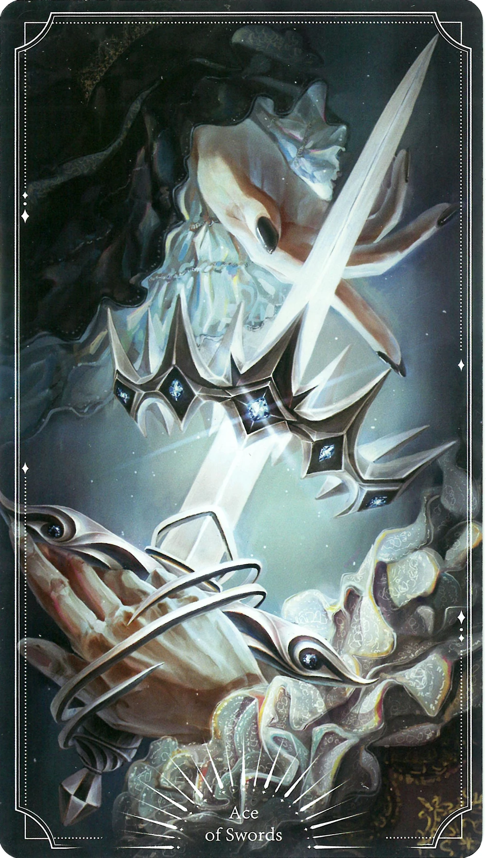 <strong>Demoness Sect hands a Black Emperor's sword and crown to a member of the Augustus Family.</strong>